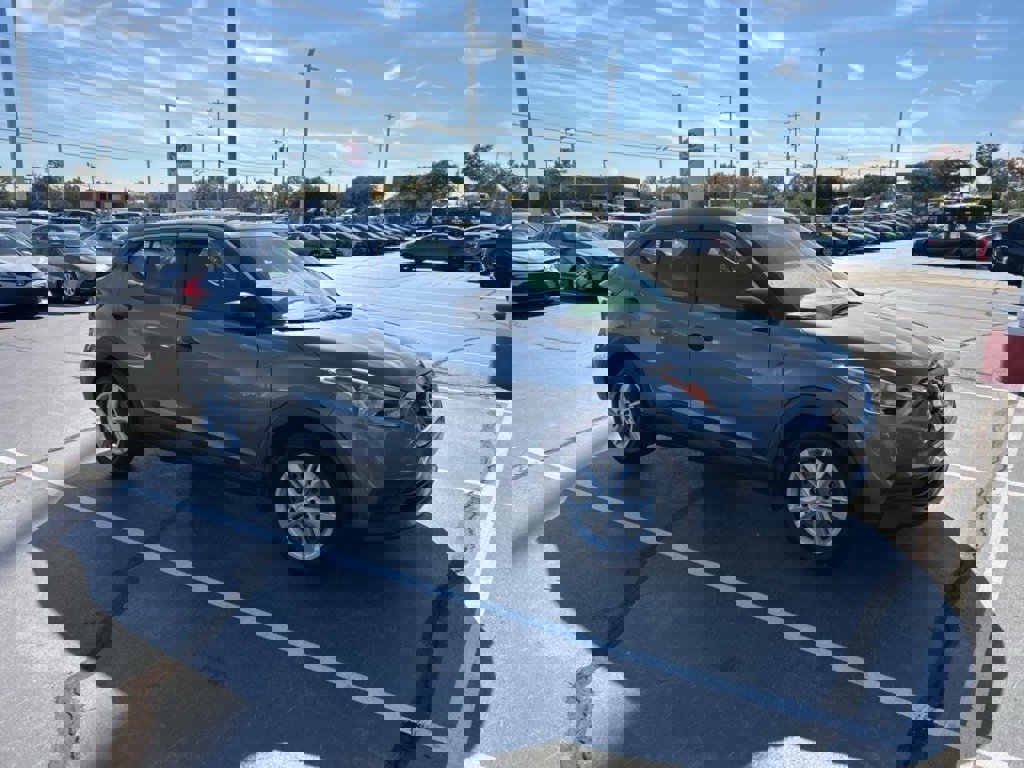 Used 2020 Nissan Kicks S