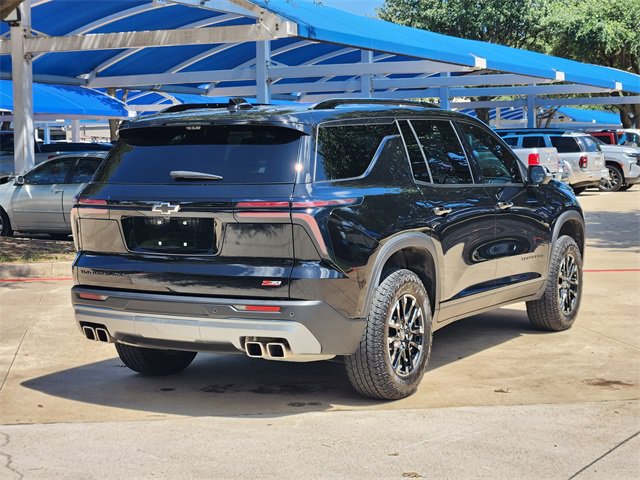 Used 2025 Chevrolet Traverse Z71 w/ Enhanced Driving Package AWD/4WD image 14
