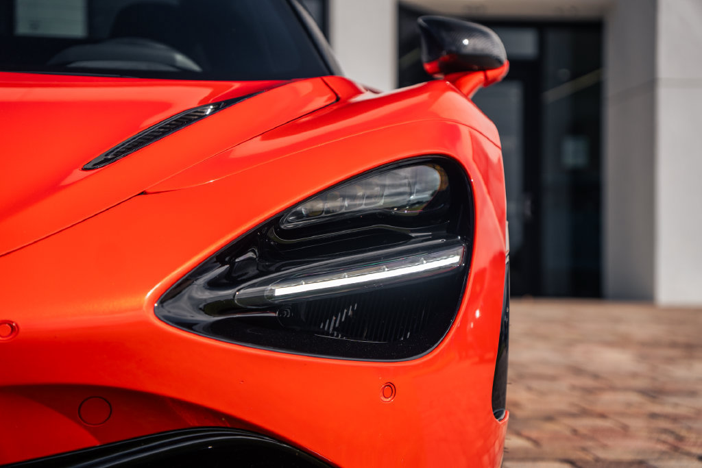 Used 2021 McLaren 720S Performance RWD image 11