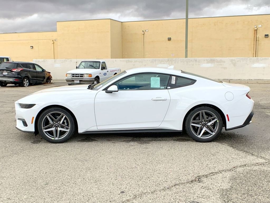 New 2025 Ford Mustang Coupe RWD image 5