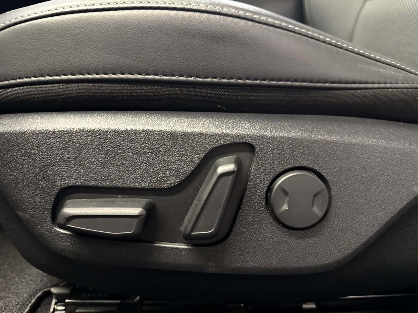 Used 2024 Kia EV6 Light AWD/4WD image 25