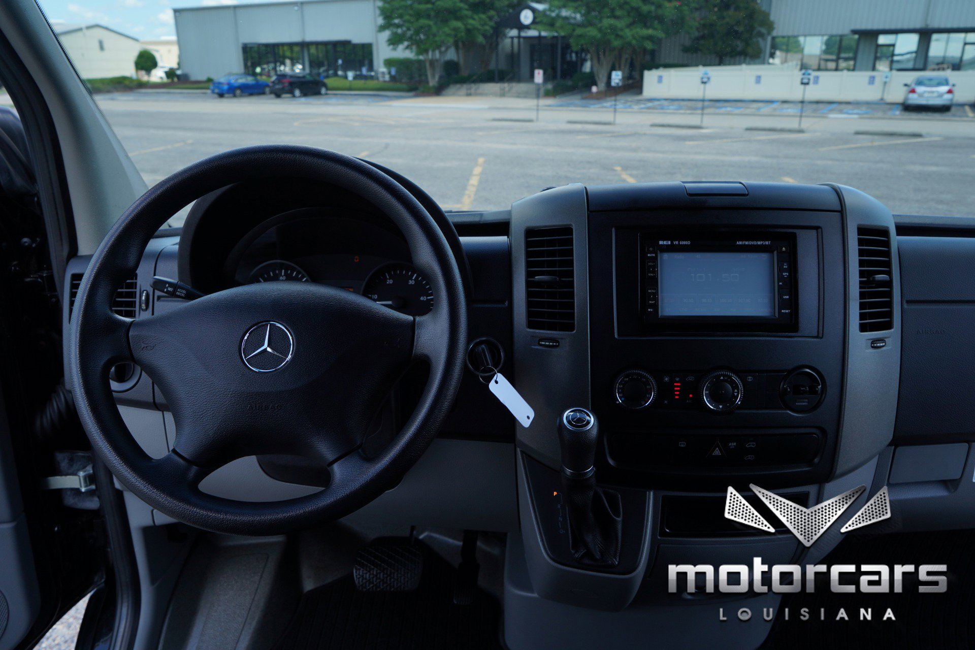 Used 2015 Mercedes-Benz Sprinter 3500 image 31