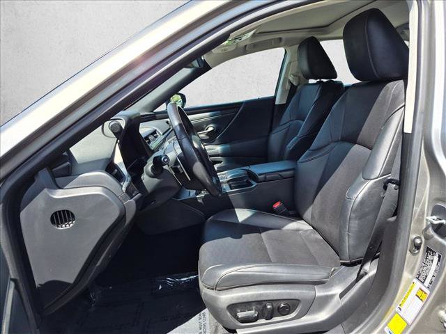 Used 2021 Lexus ES 350 w/ Accessory Package FWD image 11