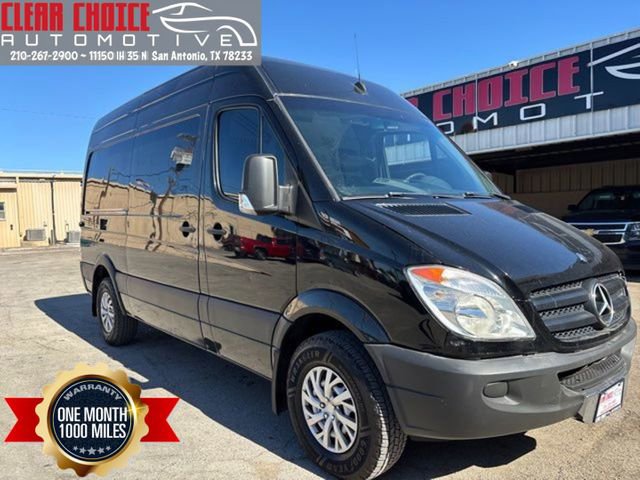 Used 2013 Mercedes-Benz Sprinter 2500 image 1