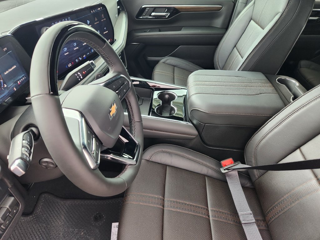 New 2026 Chevrolet Tahoe High Country AWD/4WD image 9