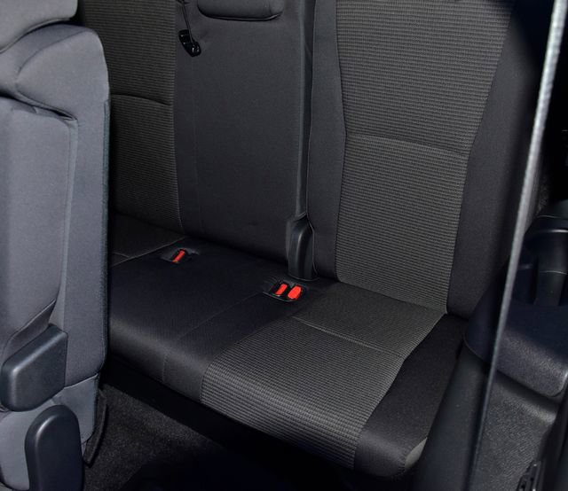 Used 2023 Toyota Highlander LE image 16