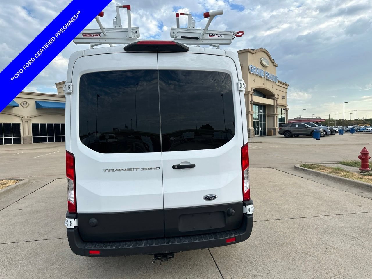 Used 2024 Ford Transit 350 148 Medium Roof RWD image 8