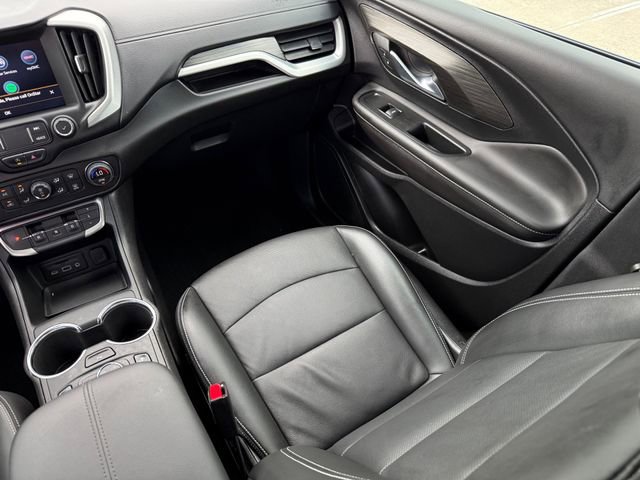 Used 2022 GMC Terrain SLT w/ Tech Package image 26