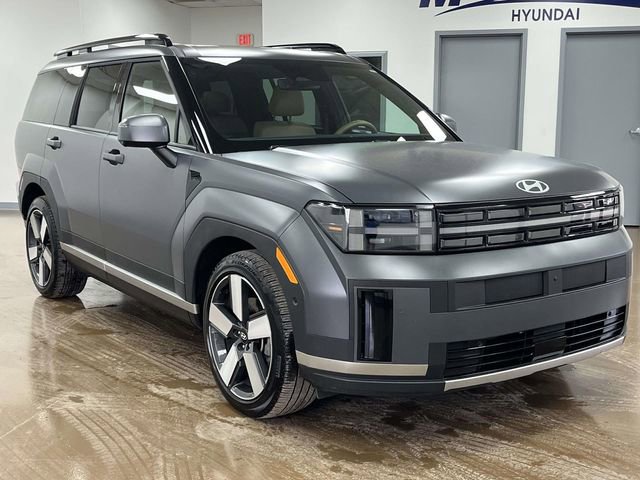 Certified 2025 Hyundai Santa Fe Limited image 3