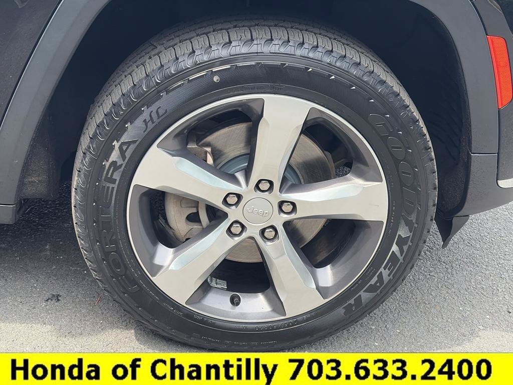 Used 2021 Jeep Grand Cherokee L Limited AWD/4WD image 33