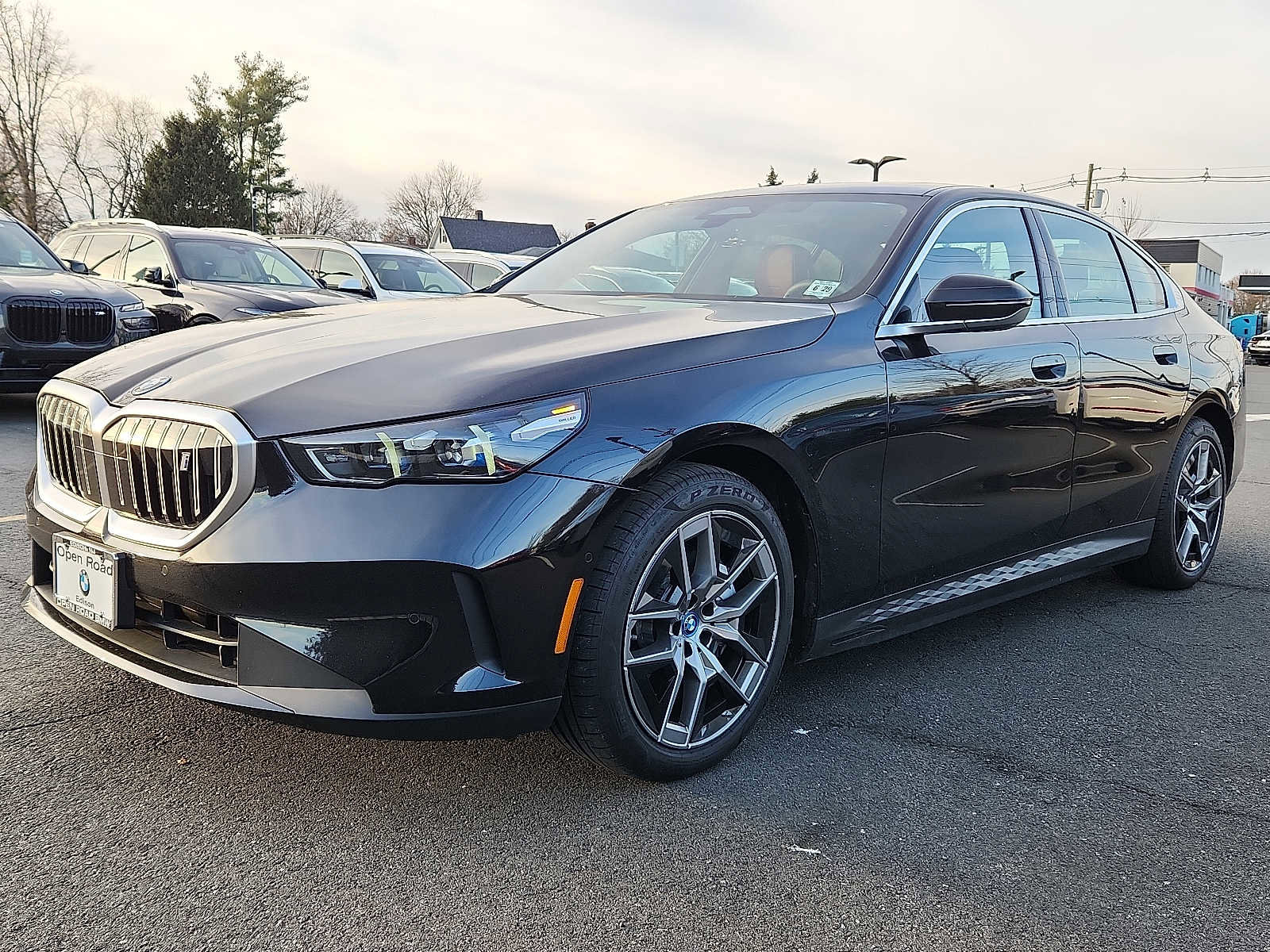 Used 2024 BMW i5 eDrive40i w/ Convenience Package image 3