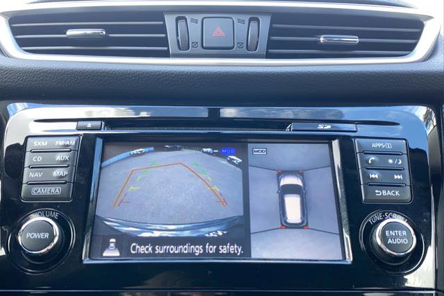 Used 2016 Nissan Rogue SL w/ SL Premium Package AWD/4WD image 14