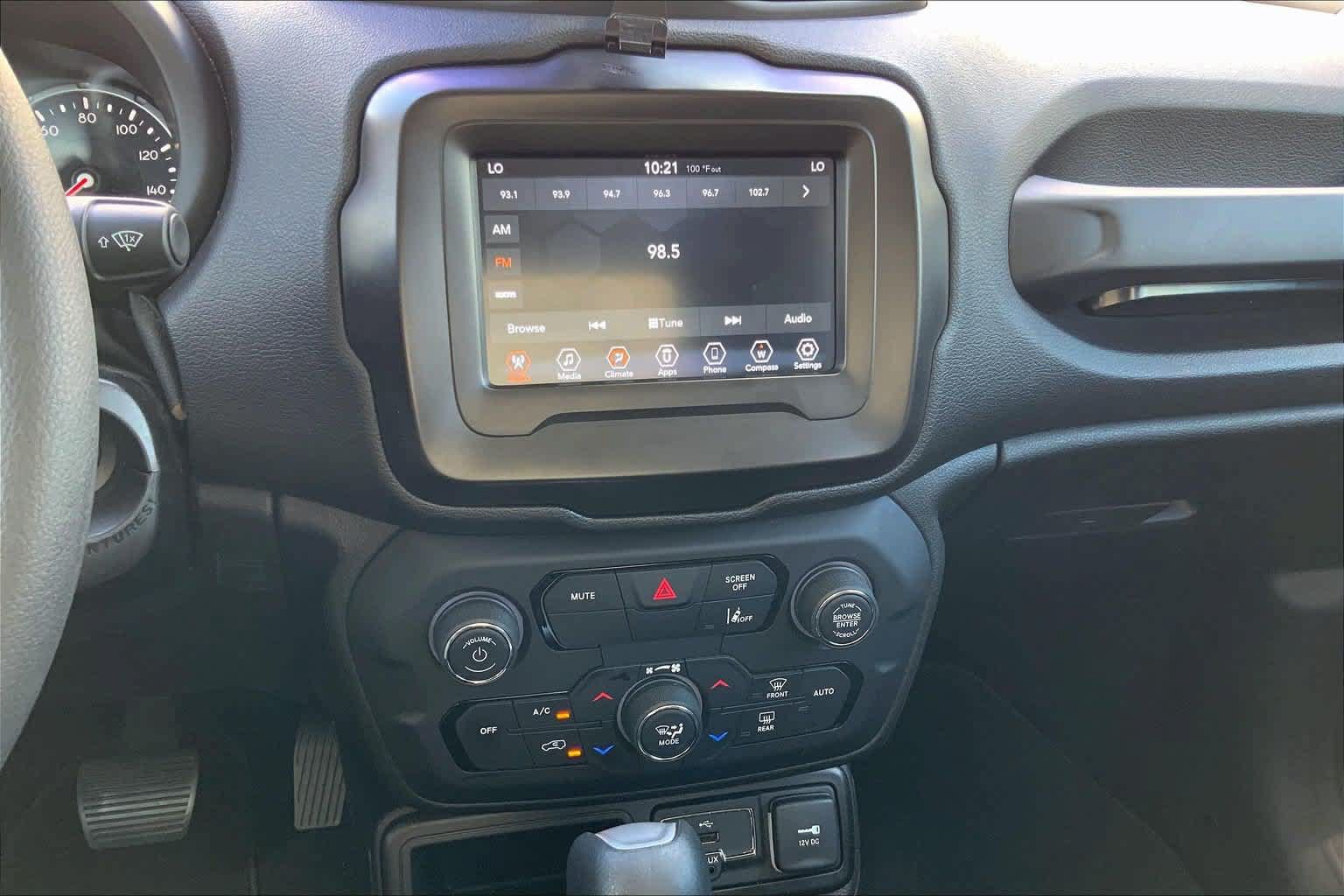 Used 2021 Jeep Renegade Sport FWD image 9