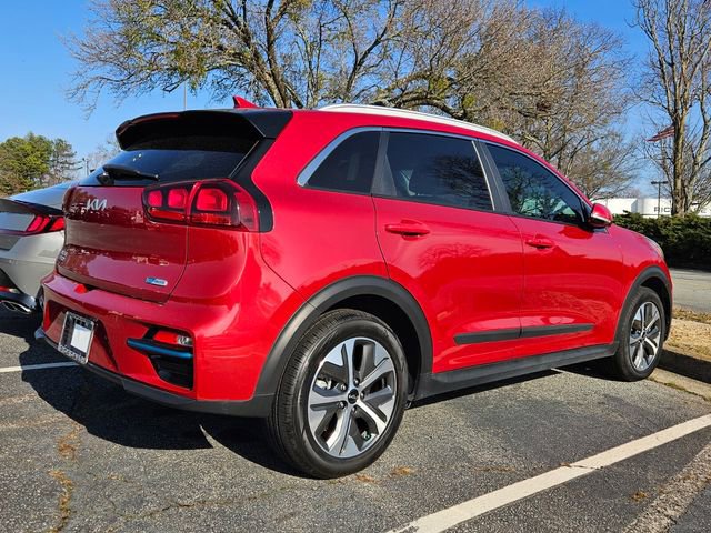 Used 2022 Kia Niro EX image 6