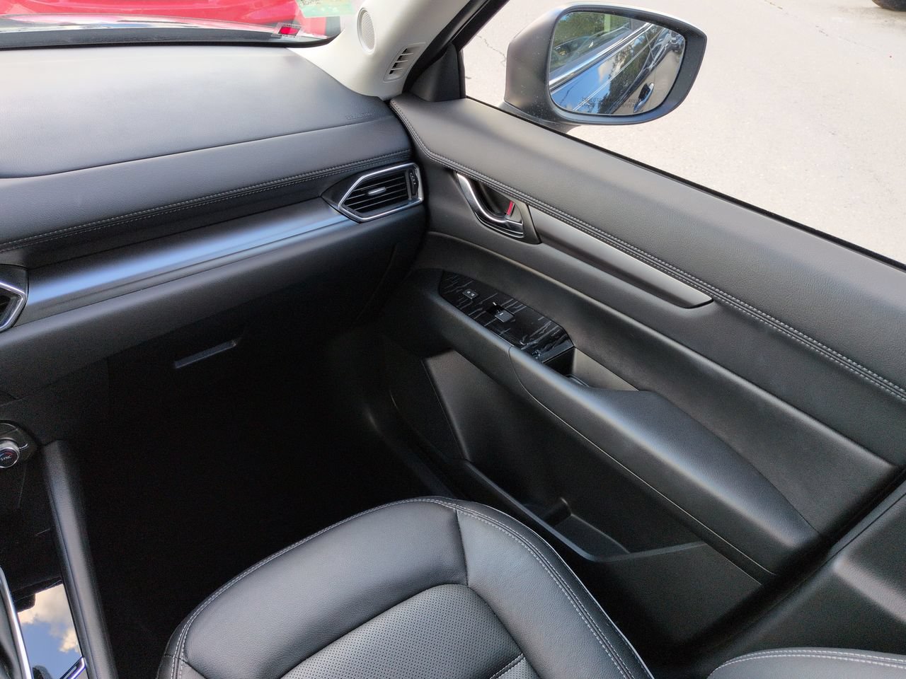 Used 2025 MAZDA CX-5 AWD 2.5 S w/ Preferred Package image 17