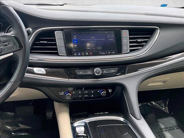 Used 2024 Buick Enclave Essence FWD image 8