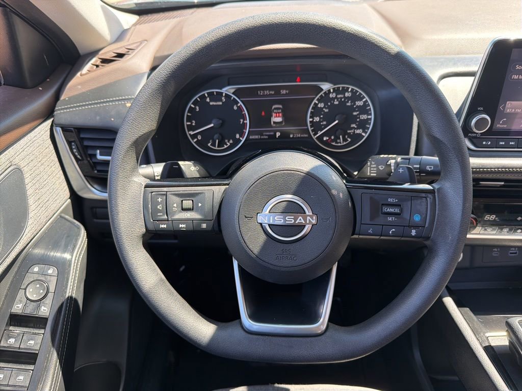 Used 2023 Nissan Rogue SV image 22