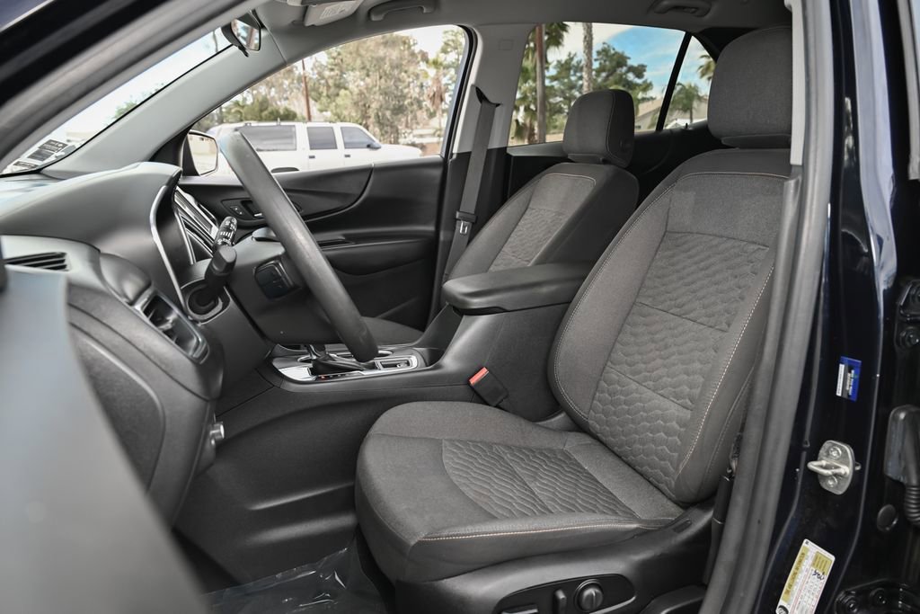 Used 2020 Chevrolet Equinox LT FWD image 19