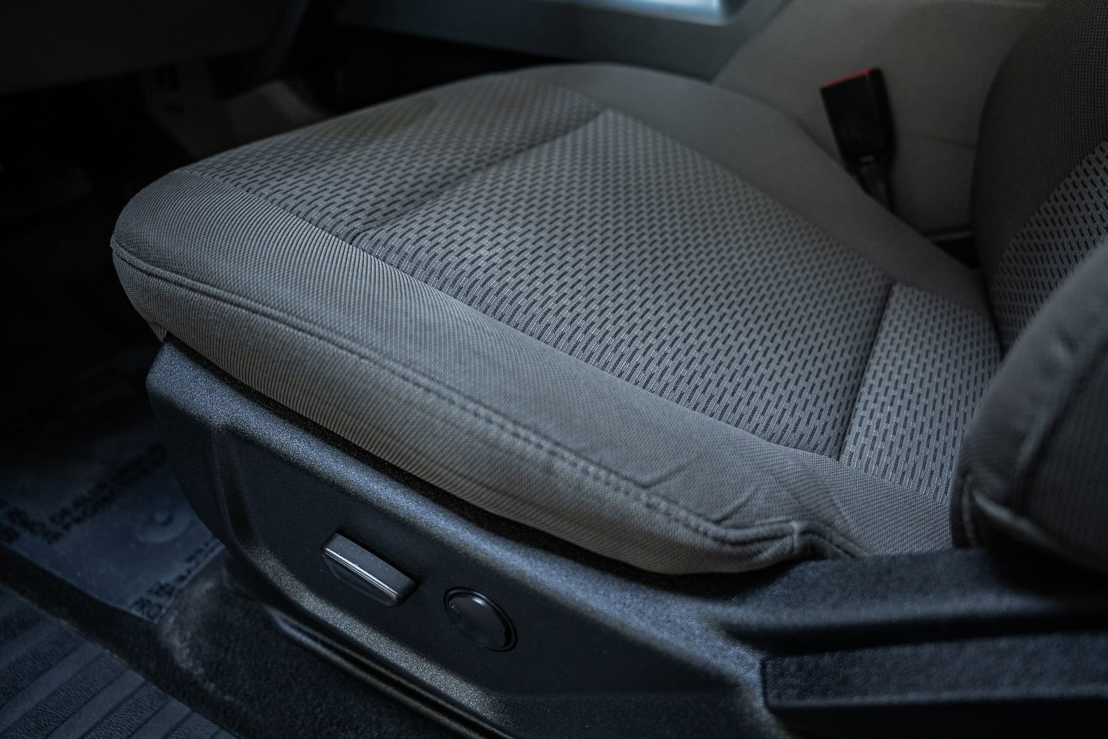 Certified 2021 Ford F250 XLT w/ XLT Premium Package image 43