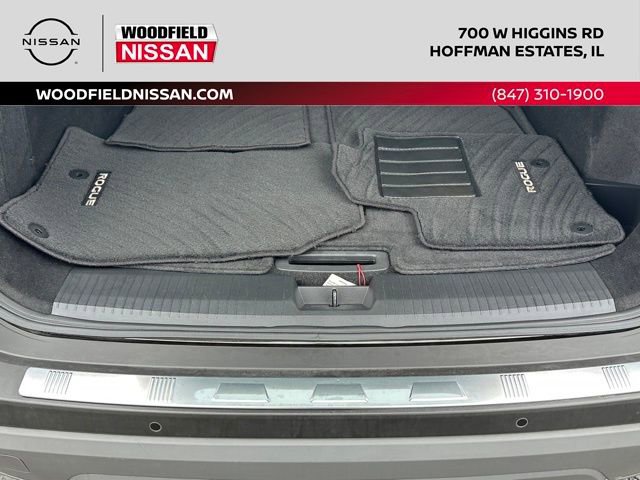 Certified 2023 Nissan Rogue SV w/ SV Premium B Package AWD/4WD image 17