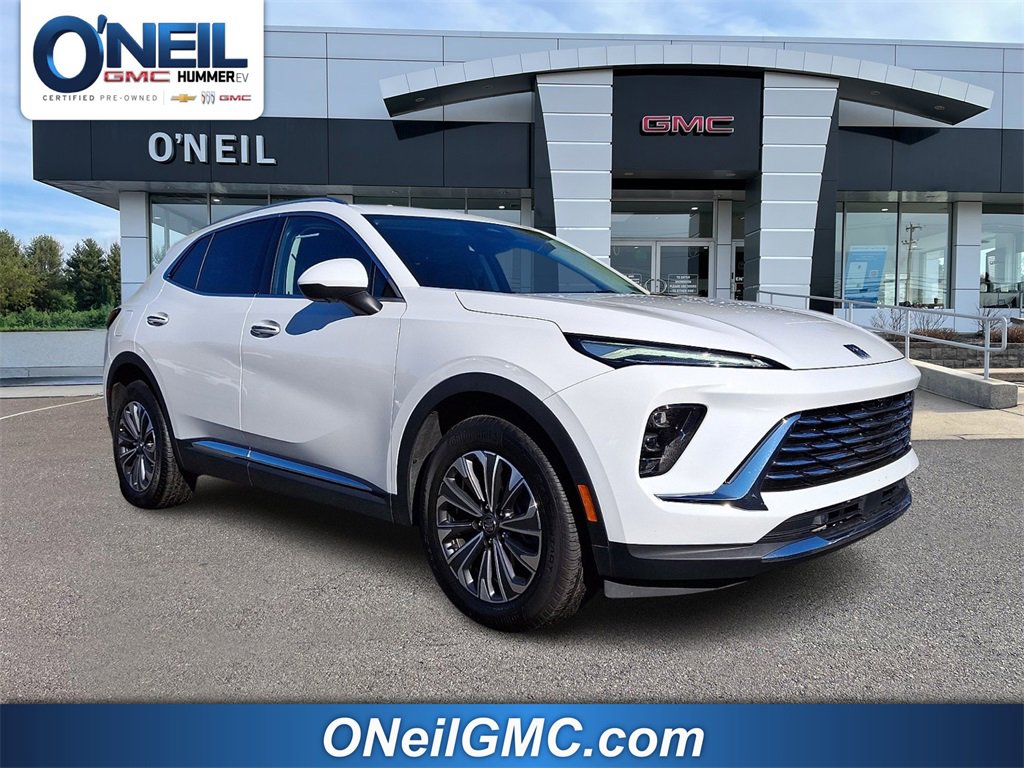 Certified 2025 Buick Envision Preferred