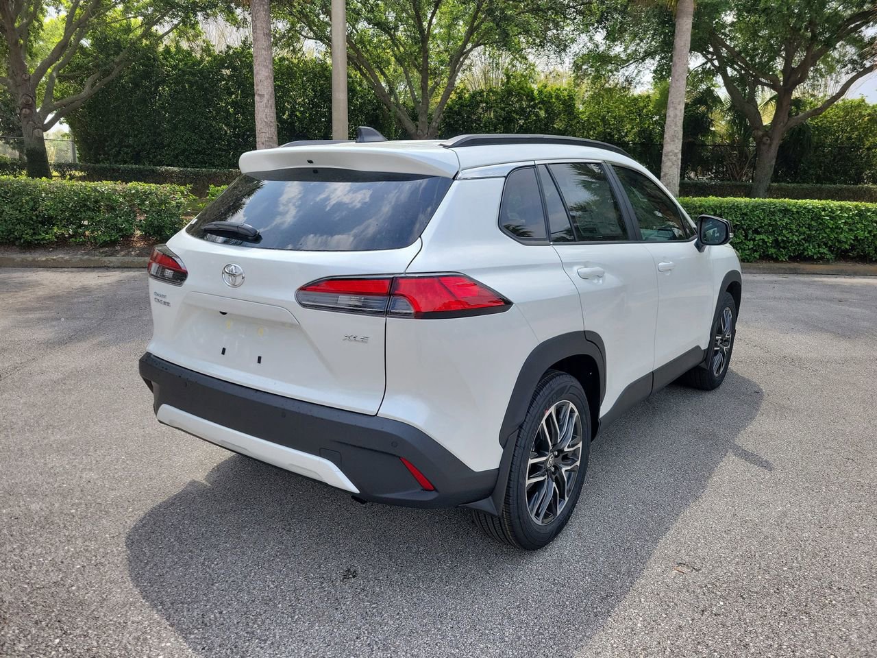 New 2026 Toyota Corolla Cross XLE image 3