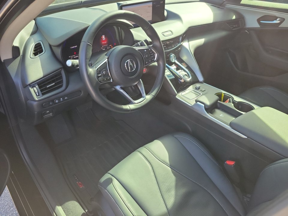 Certified 2025 Acura TLX w/ Technology Package FWD image 30