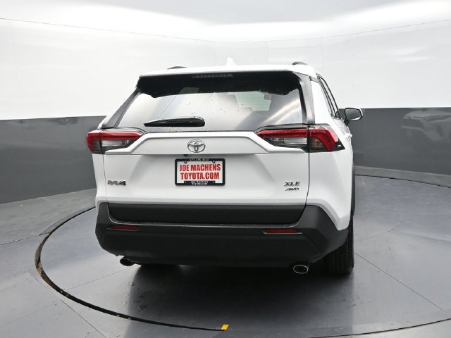 Used 2025 Toyota RAV4 XLE AWD/4WD image 7