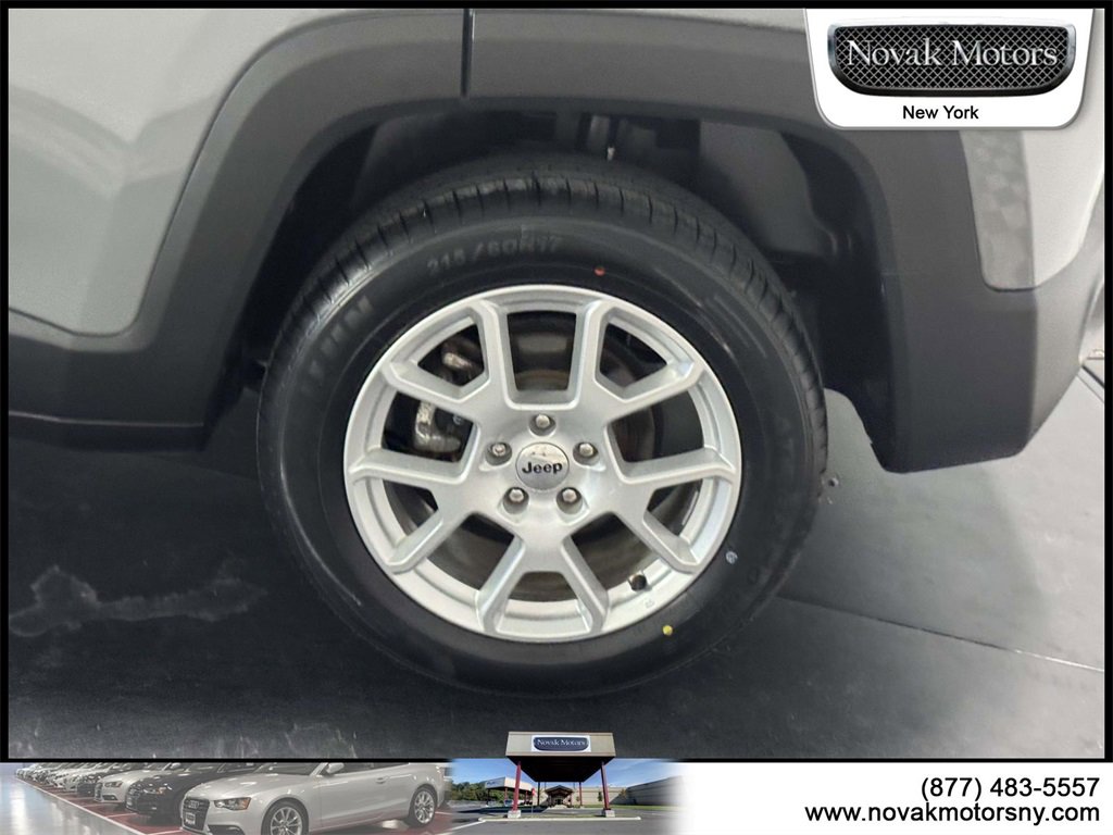 Used 2022 Jeep Renegade Latitude image 9