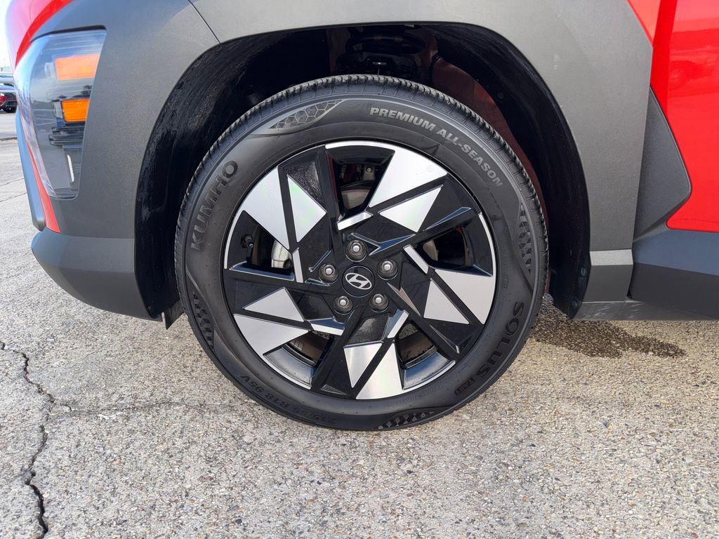 Used 2025 Hyundai Kona SEL FWD image 30