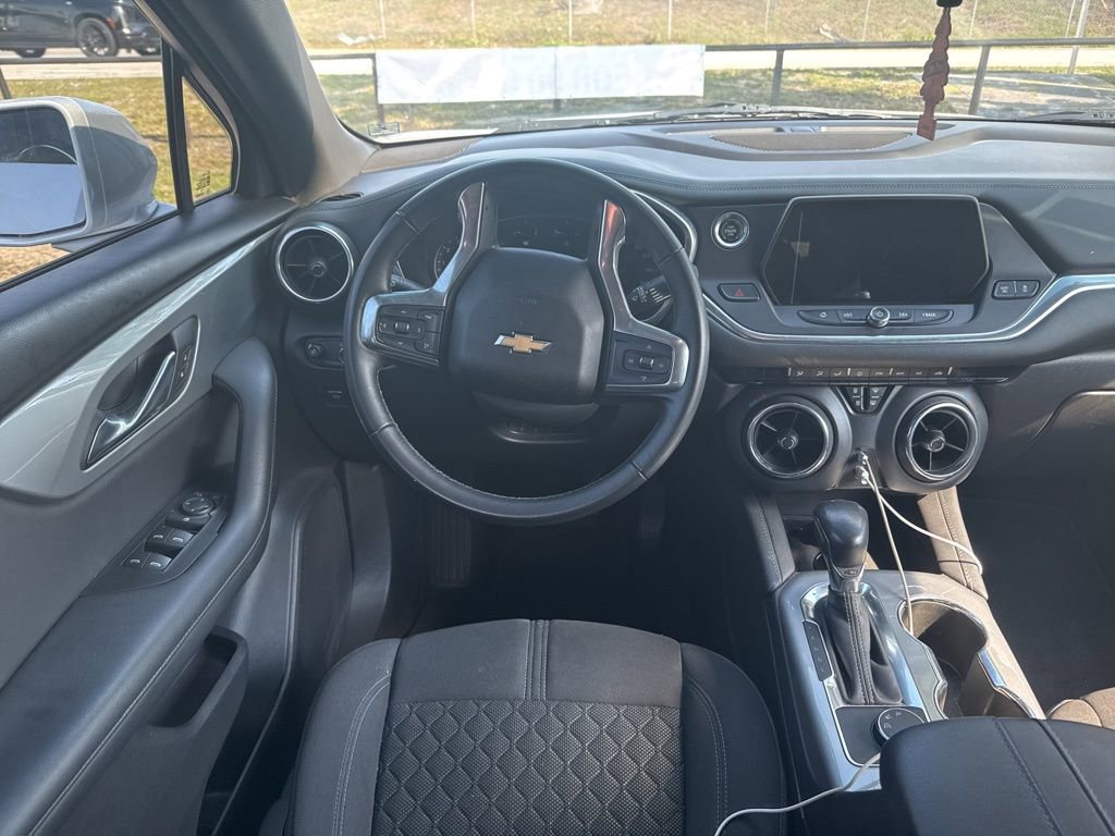 Used 2019 Chevrolet Blazer L image 4