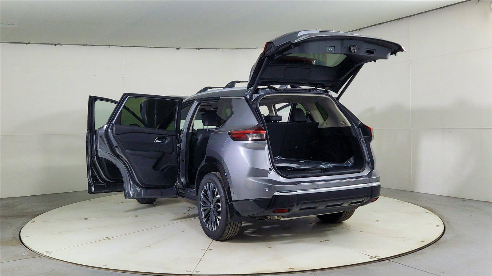 New 2026 Nissan Rogue Platinum w/ Platinum Premium Package image 11