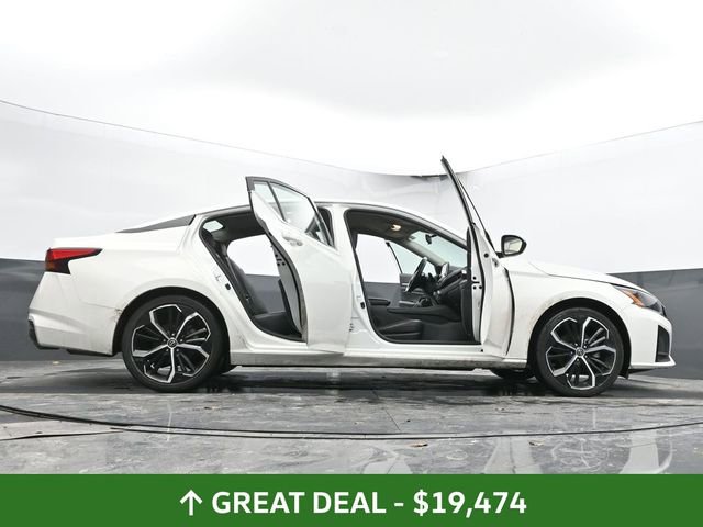 Used 2024 Nissan Altima 2.5 SR image 68