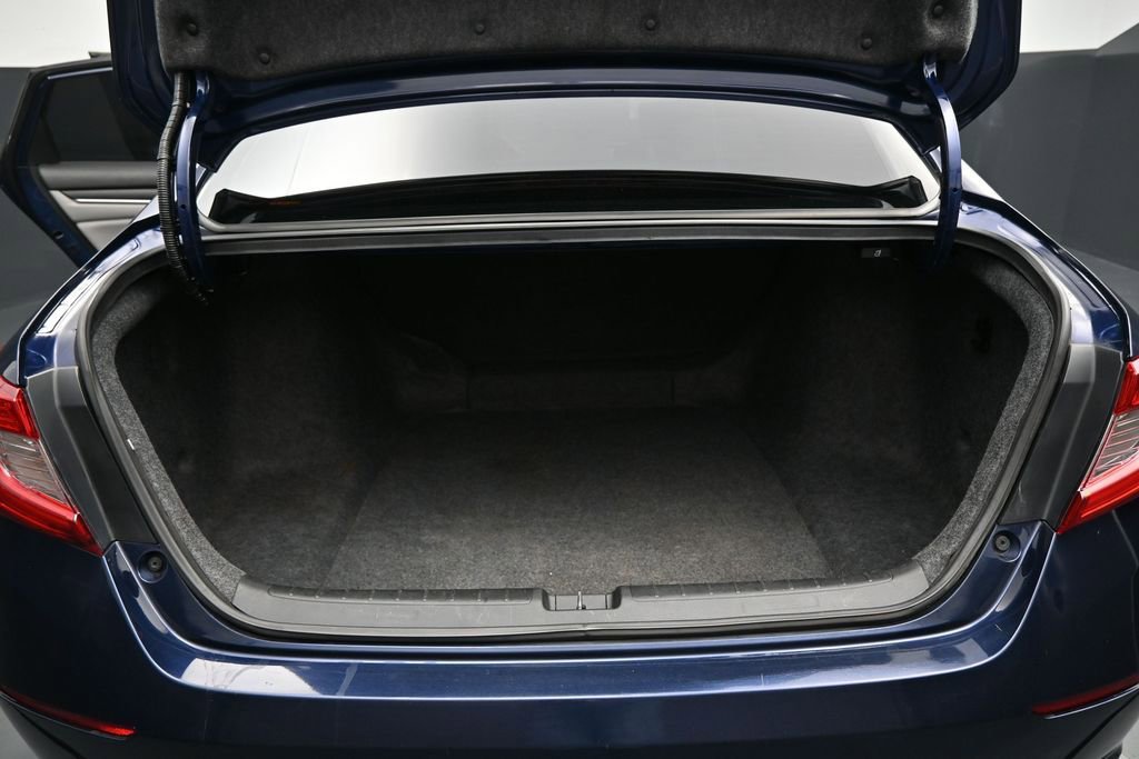 Used 2018 Honda Accord LX image 23