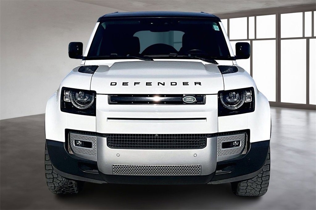 Used 2020 Land Rover Defender 110 HSE image 3