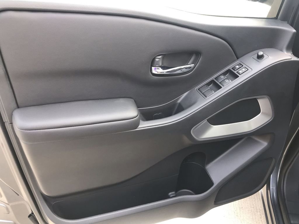 New 2026 Nissan Frontier SV AWD/4WD image 13