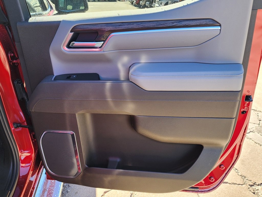 New 2026 GMC Sierra 1500 SLT w/ SLT Premium Plus Package image 41
