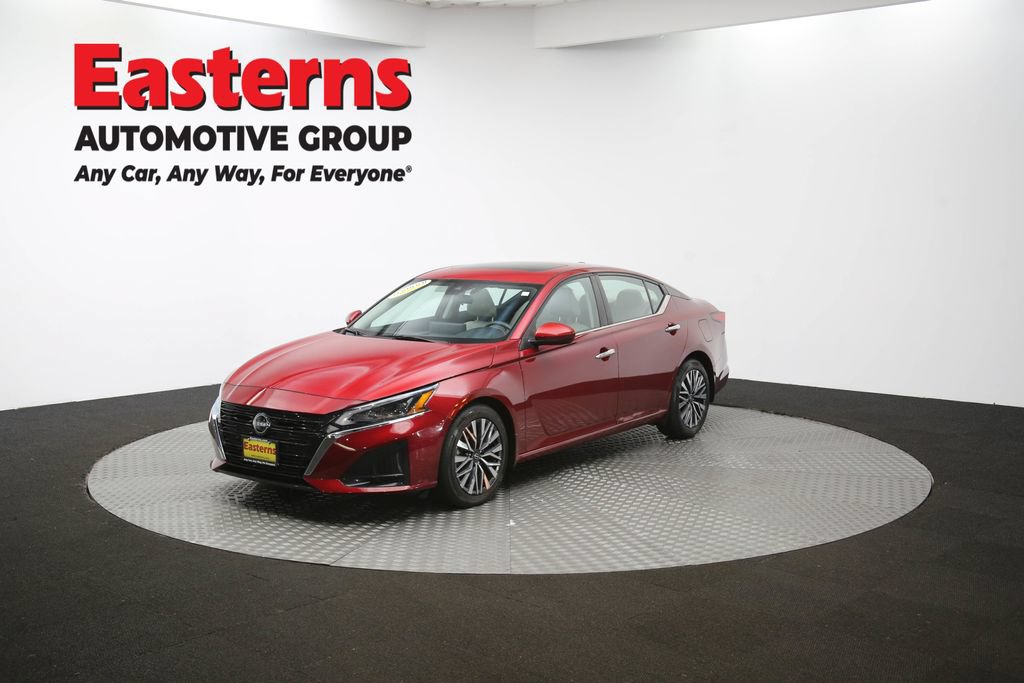 Used 2023 Nissan Altima 2.5 SV w/ SV Premium Package FWD image 55