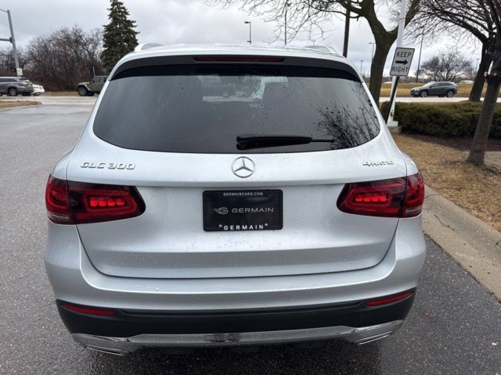 Used 2020 Mercedes-Benz GLC 300 4MATIC image 10