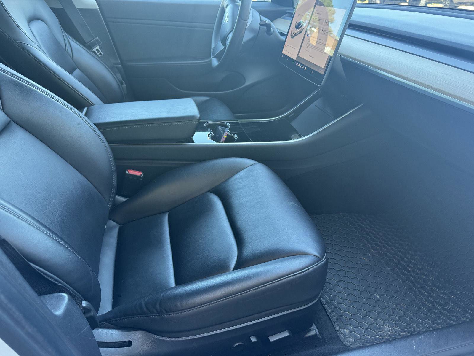 Used 2020 Tesla Model 3 Long Range AWD/4WD image 19