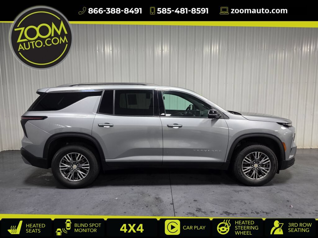 Used 2024 Chevrolet Traverse LT AWD/4WD image 1