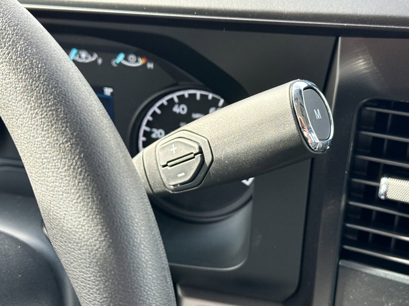 New 2026 Ford F250 XL w/ XL Chrome Package image 20