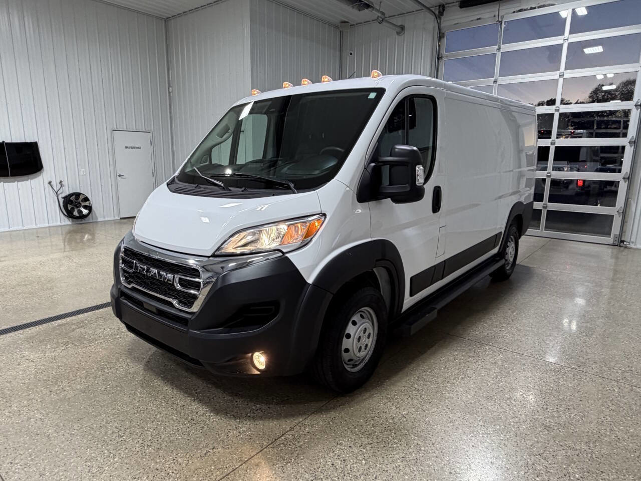Used 2023 RAM ProMaster 2500 image 2