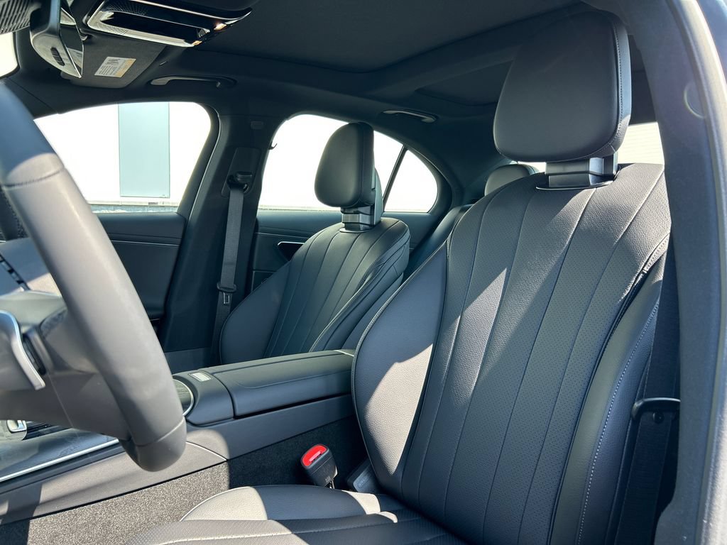 New 2026 Mercedes-Benz E 350 4MATIC Sedan image 16