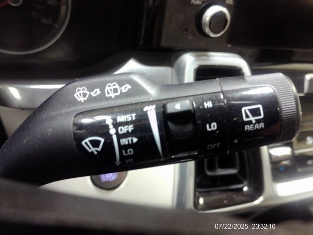 Used 2021 Kia Sorento SX image 40