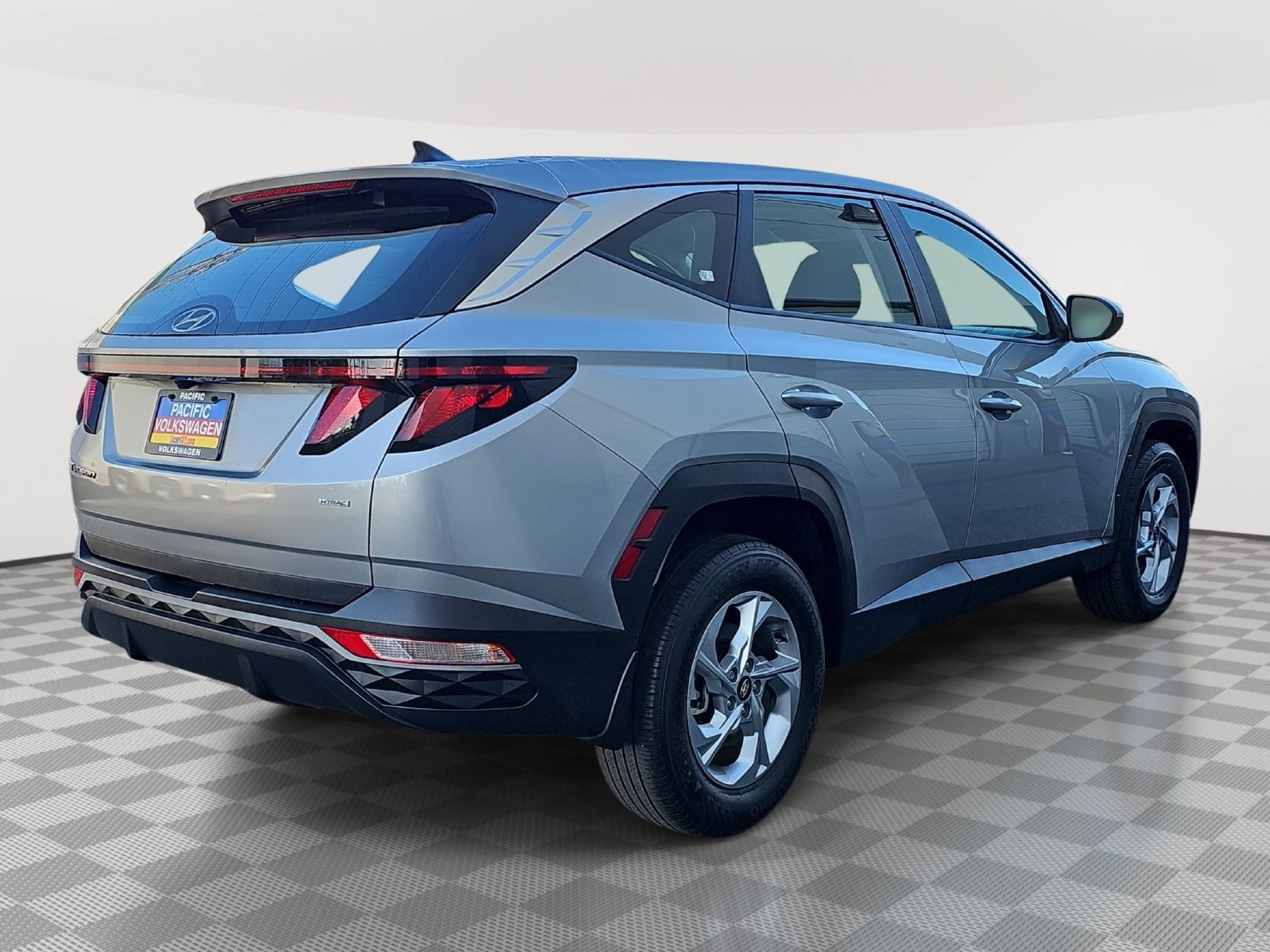 Used 2023 Hyundai Tucson SE AWD/4WD image 5