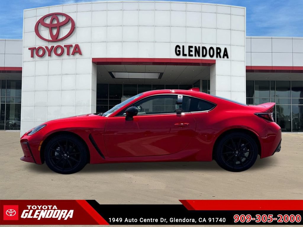 Used 2025 Toyota GR86 Premium w/ ALL Weather Mat Package (TMS) RWD image 6