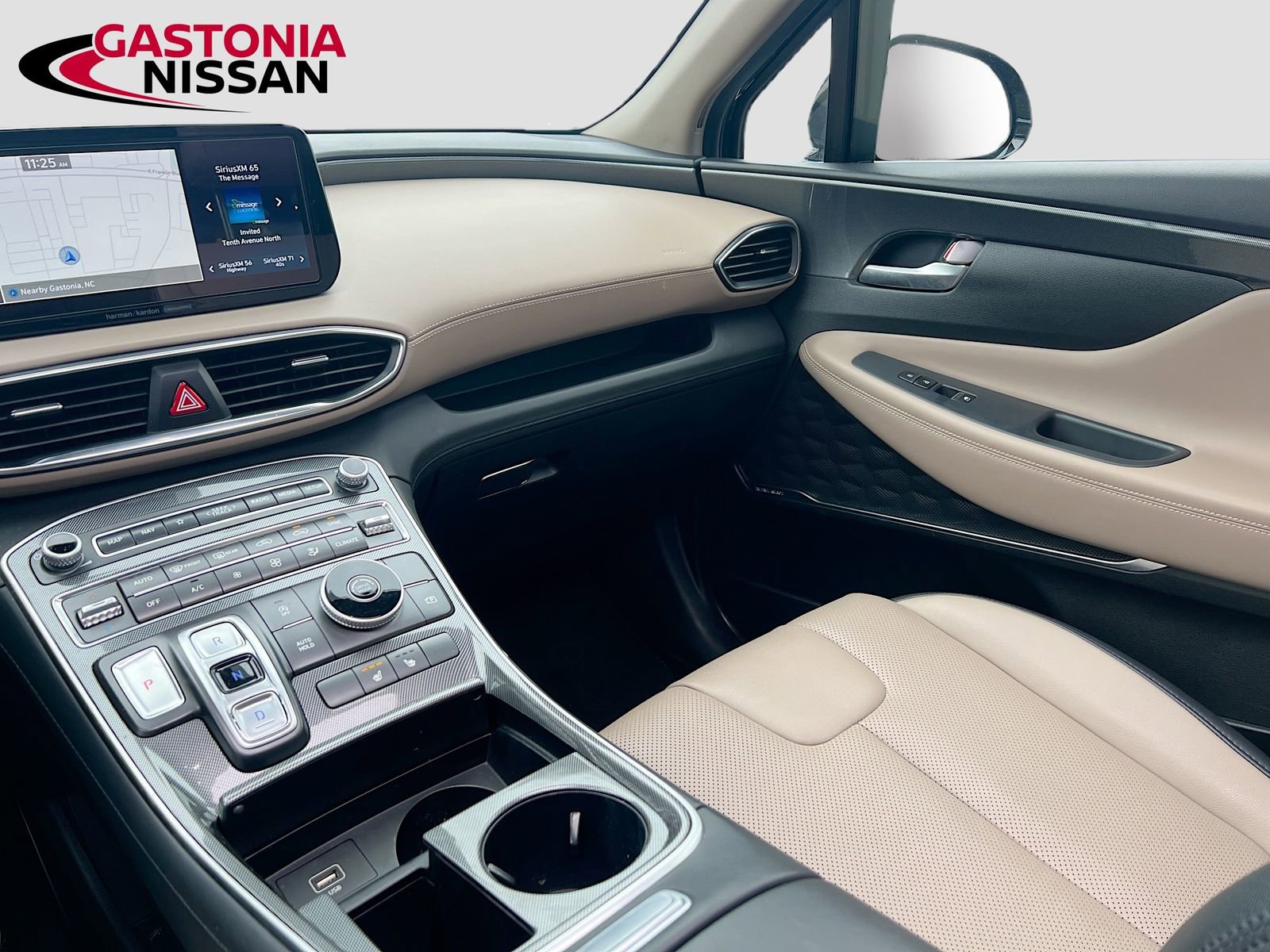 Used 2023 Hyundai Santa Fe SEL w/ Premium Package image 31