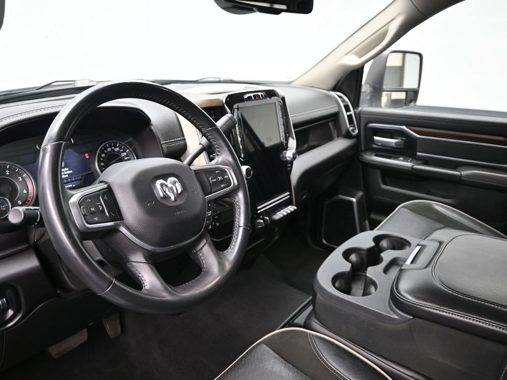 Used 2023 RAM 2500 Laramie AWD/4WD image 12