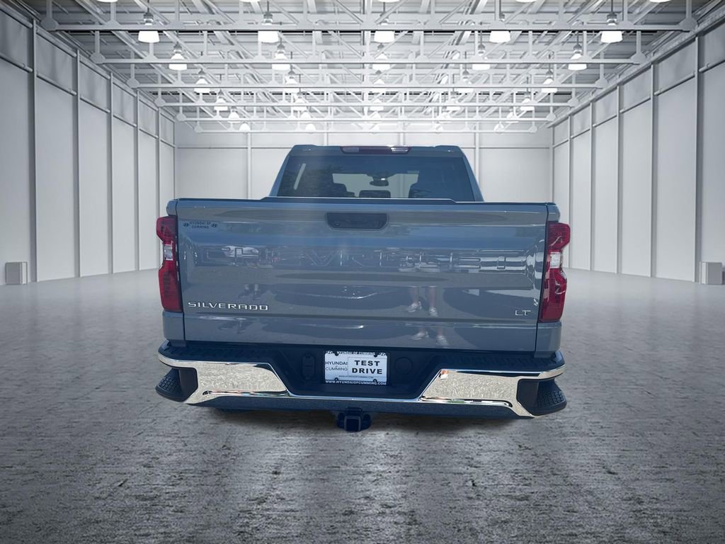 Used 2024 Chevrolet Silverado 1500 LT AWD/4WD image 6